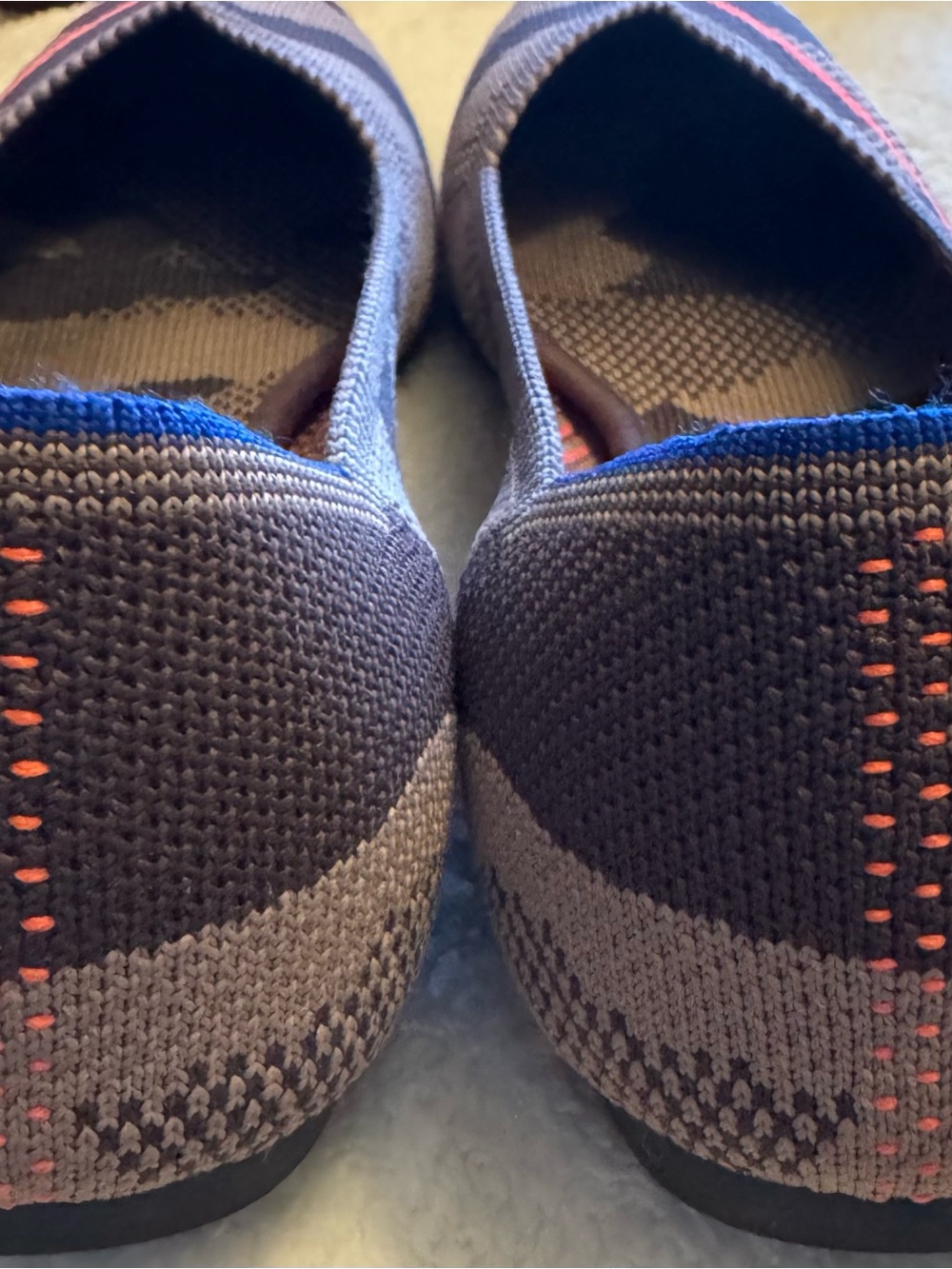 Rothys retired rare Pointed Knit Flats in Gray Camo with Orange Accent - Picture 4 of 6